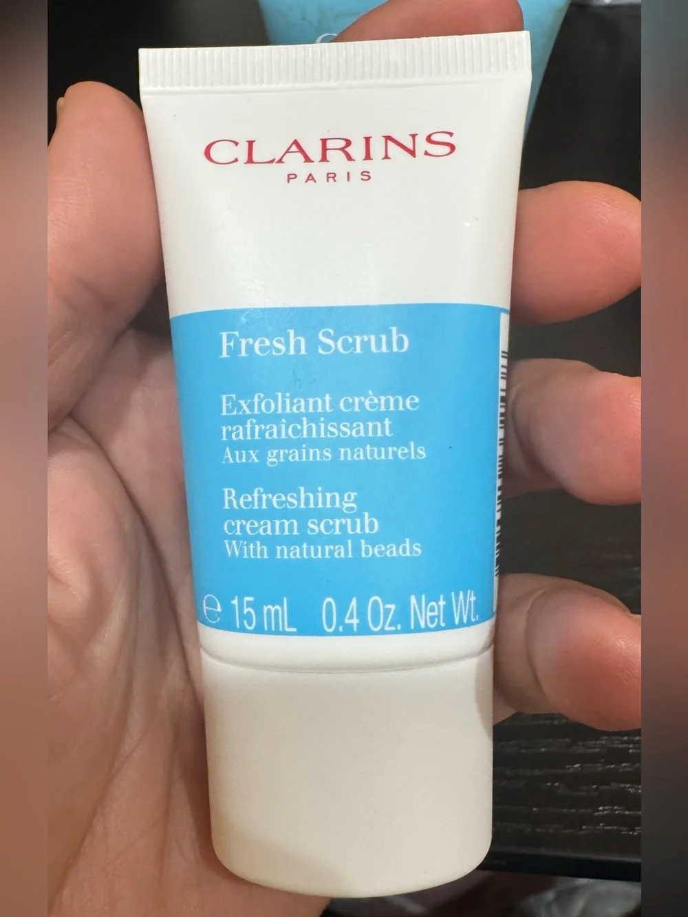 Clarins Fresh Scrub & Hydra-Essentiel Duo - White & Blue